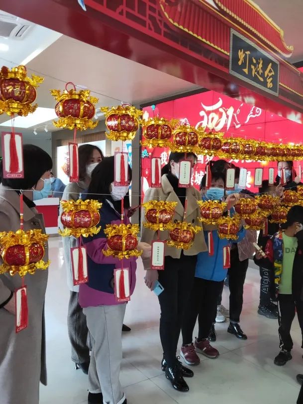 “喜迎元宵猜燈謎 地名文化進(jìn)社區(qū)”雙報到活動(圖3)