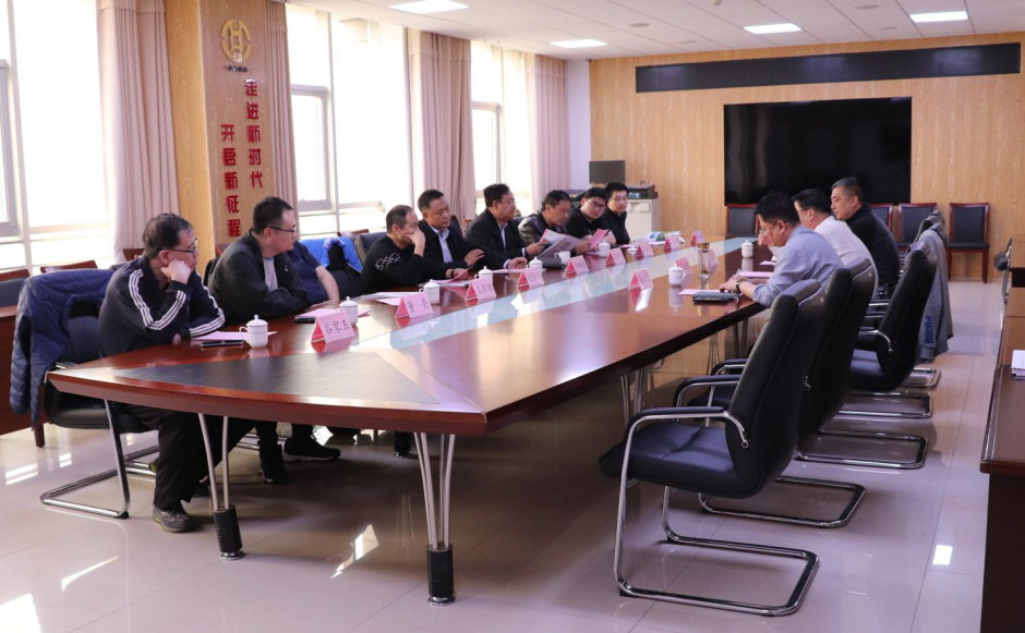 濱州市發(fā)改委黨組副書記、市發(fā)展改革服務(wù)中心主任李解放一行到惠眾財(cái)金集團(tuán)調(diào)研(圖1)