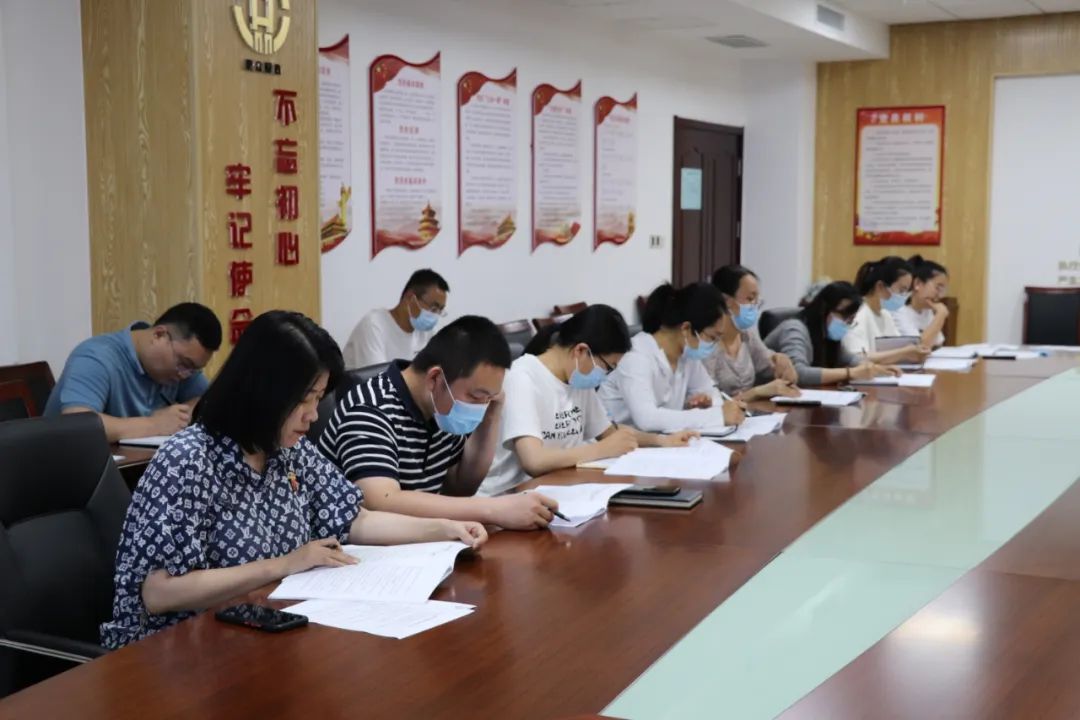 積極構(gòu)建聯(lián)絡(luò)網(wǎng)，強化監(jiān)督全覆蓋——惠眾財金投資集團召開紀(jì)檢聯(lián)絡(luò)員座談會(圖2)